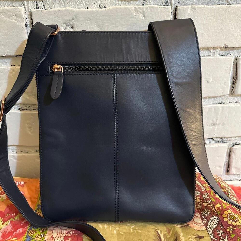 Radley London Women Navy Blue Solid Leather Crossbody Purse Gold Hardware Zip - Picture 4 of 6